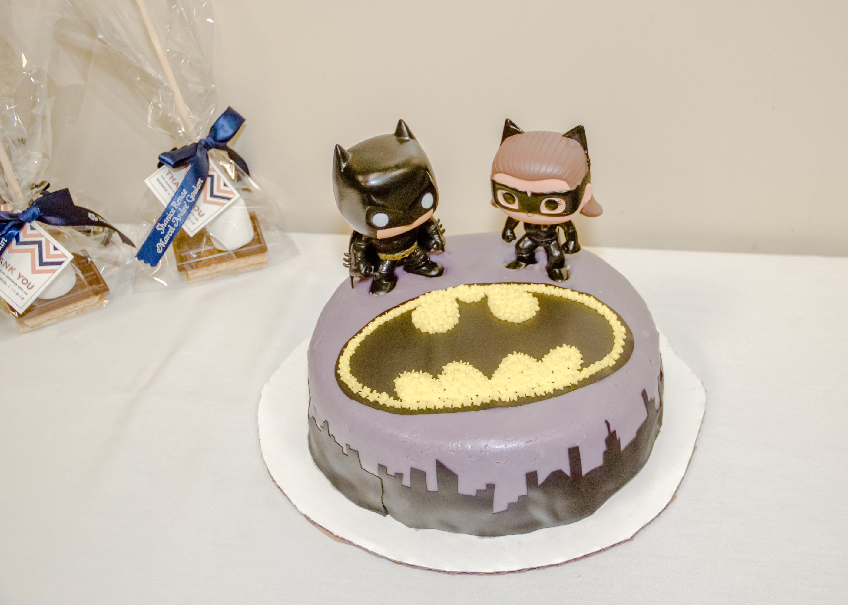 grooms cake in batman theme